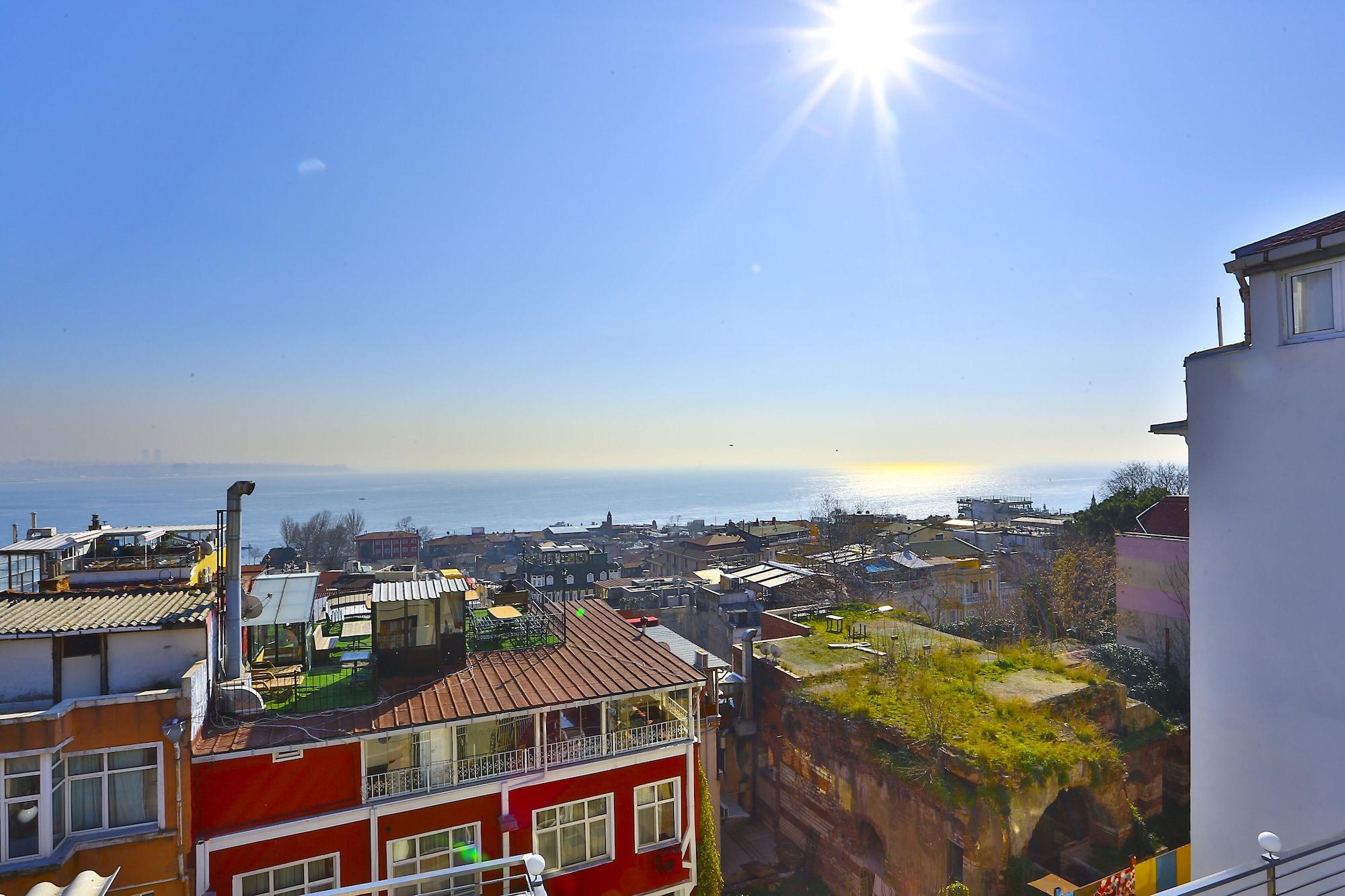 Nayla Palace Hotel Istanbul Exterior photo