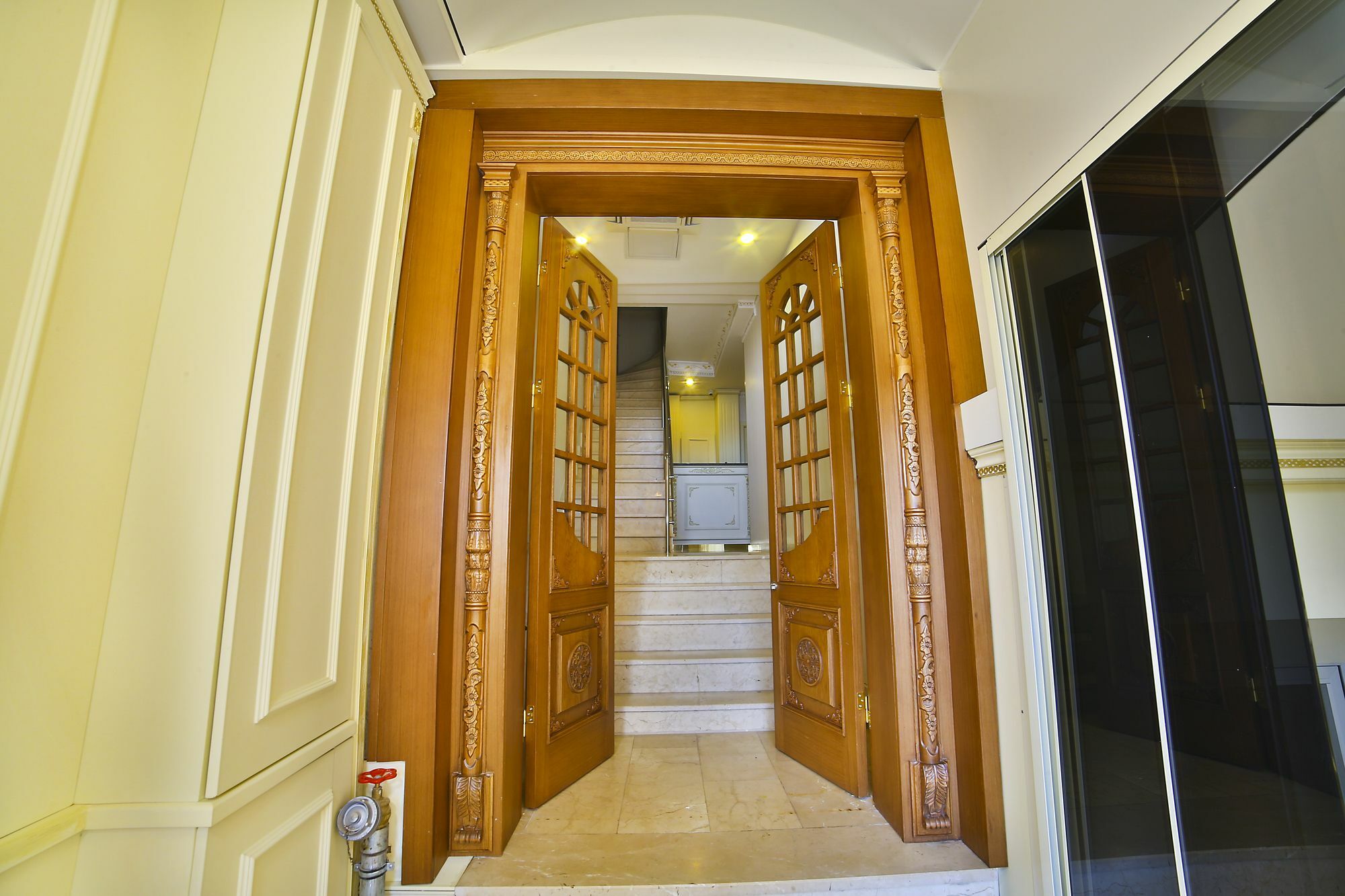 Nayla Palace Hotel Istanbul Exterior photo